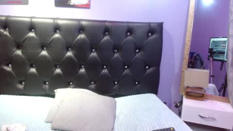     SOPHIA      online show from 12/26/24, 10:52