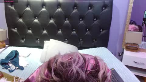     SOPHIA      online show from 12/27/24, 02:04