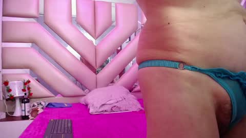     SOPHIA      online show from 02/26/25, 07:38