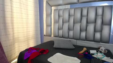     SOPHIA      online show from 03/08/25, 04:28