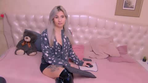 sophia smith4146 online show from 01/13/26, 08:41