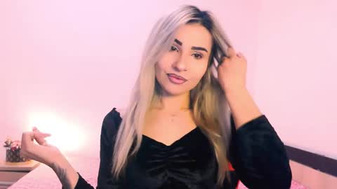 sophia smith4146 online show from 03/01/26, 04:03