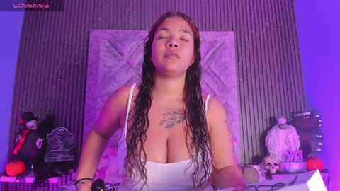  S O P H I A  online show from 10/12/25, 12:15