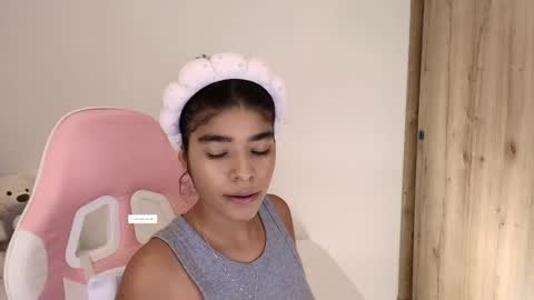 Sophia Storm online show from 04/22/26, 02:58