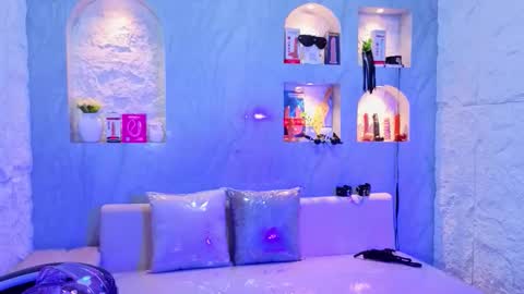 Sophia online show from 03/17/26, 03:33