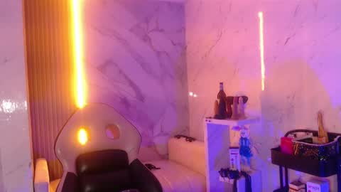 Sophia online show from 04/25/26, 03:53