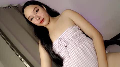 Snapshot of sophia_walker18 chatting on 05/26/26, 07:59 sophia_walker18 online show from 05/26/26, 07:59