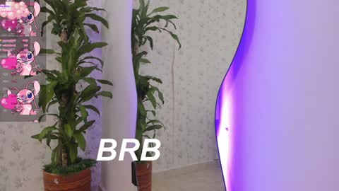 Snapshot of sophia_walkett chatting on 01/31/25, 08:54 Michelle online show from 01/31/25, 08:54