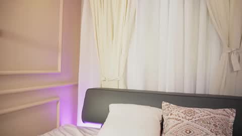 Sofi online show from 09/12/25, 11:10