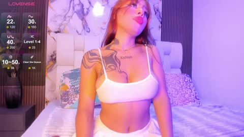 sophiaa10 online show from 04/17/26, 07:06