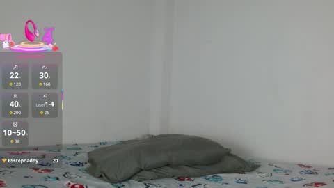 Sophia Bedford online show from 09/19/25, 05:02