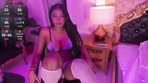 Sophie online show from 11/16/25, 04:18