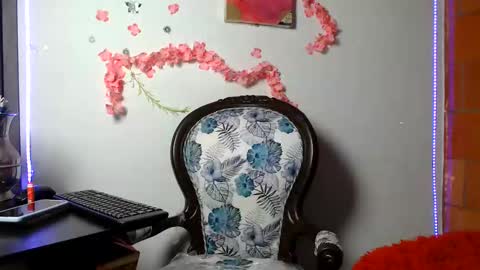 sophia online show from 10/16/25, 10:11