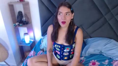 Sofia online show from 09/18/25, 11:34