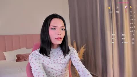 Sophia online show from 04/29/26, 11:33