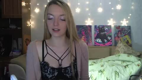 Snapshot of sophiasonata chatting on 01/19/25, 04:36 SophiaSonata online show from 01/19/25, 04:36