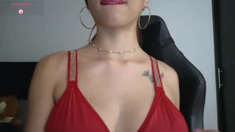 Sophy online show from 01/31/25, 04:14