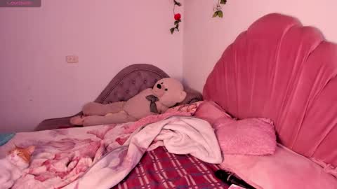 Snapshot of sophiconic_cb chatting on 10/03/25, 09:34 Clara sophia online show from 10/03/25, 09:34