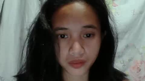 sophie_193 online show from 02/03/26, 05:40