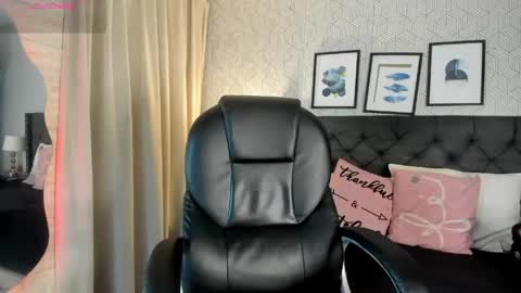 sophie__blare online show from 05/25/26, 07:20