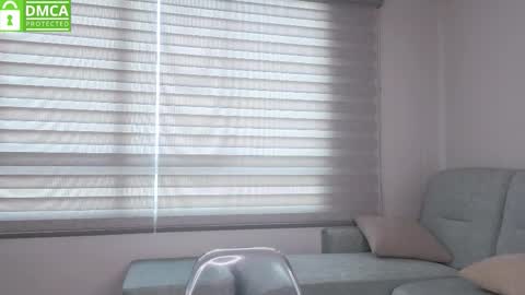 Snapshot of sophie_bbs chatting on 10/21/25, 03:02 Sophie online show from 10/21/25, 03:02