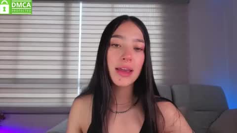 Snapshot of sophie_bbs chatting on 11/13/25, 07:02 Sophie online show from 11/13/25, 07:02