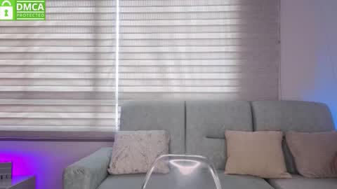 Snapshot of sophie_bbs chatting on 11/22/25, 02:05 Sophie online show from 11/22/25, 02:05