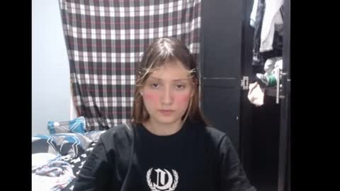 sophie online show from 09/21/25, 07:48