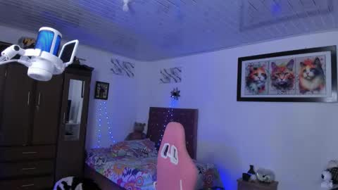 sophie doll online show from 10/29/25, 07:26