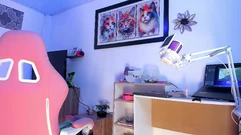 sophie doll online show from 06/08/26, 03:07