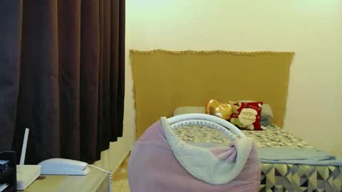 Sophie Fantasys online show from 01/15/26, 02:27