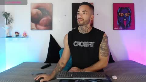 Snapshot of sophie_foxx chatting on 01/17/26, 12:10 SOPHIE - FOXX online show from 01/17/26, 12:10