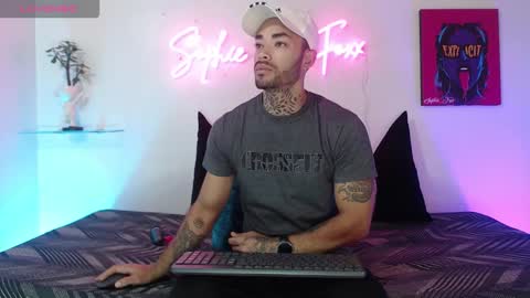 Snapshot of sophie_foxx chatting on 02/02/26, 11:53 SOPHIE - FOXX online show from 02/02/26, 11:53