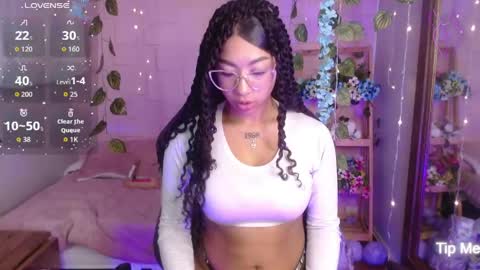 Daniela  Martinez online show from 04/24/26, 08:22