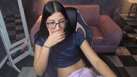 sophie_jones_b online show from 05/14/26, 02:46