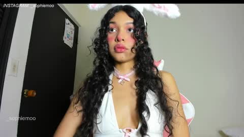 Sophie online show from 03/30/26, 12:17