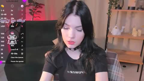 Snapshot of sophie_nomenal_ chatting on 10/02/25, 08:49 sophie_nomenal_ online show from 10/02/25, 08:49