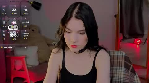 Snapshot of sophie_nomenal_ chatting on 10/09/25, 08:29 sophie_nomenal_ online show from 10/09/25, 08:29