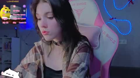 sophie_nomenal_ online show from 01/14/26, 09:59