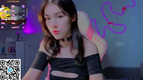 sophie_nomenal_ online show from 03/08/26, 11:58