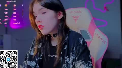 sophie_nomenal_ online show from 03/21/26, 06:33