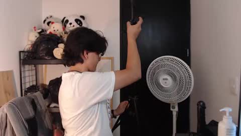 sophie_ross1 online show from 09/15/25, 03:06