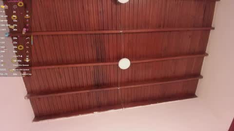 sophie_smith19 online show from 04/08/26, 01:22