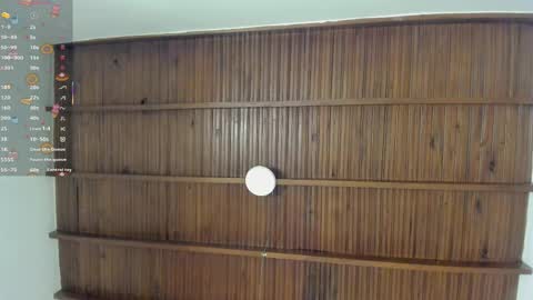 sophie_smith19 online show from 04/14/26, 01:39