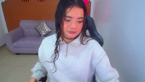 Snapshot of sophie_t_ chatting on 03/09/25, 03:54 Sofia online show from 03/09/25, 03:54