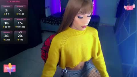 sophie_vall online show from 06/11/26, 12:43