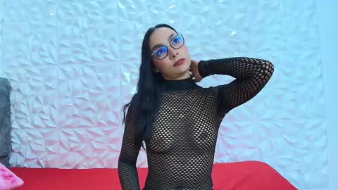 sophie_willow online show from 03/07/26, 09:45