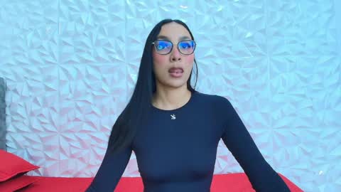 sophie_willow online show from 03/25/26, 08:04
