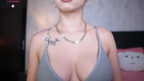  Sophie  online show from 01/19/26, 01:09