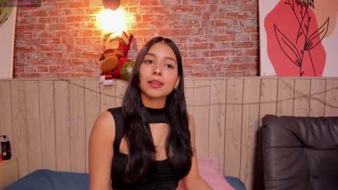 Sophie online show from 12/19/24, 12:01